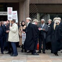 Criminal Barrister protests at Liverpool Crown Court